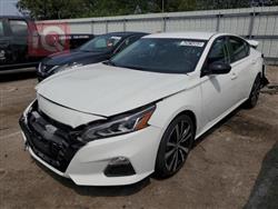 نیسان ئەلتیما